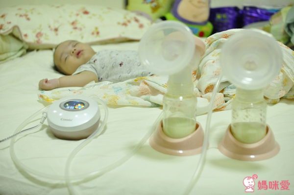 日本 Combi 自然吸韻雙邊電動吸乳器