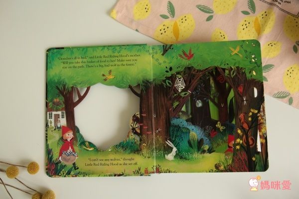 童話鏤空翻翻書【英國Usborne】Peep Inside a Fairy Tale