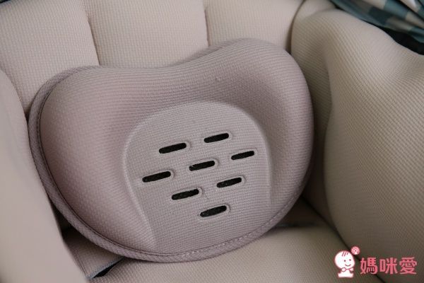 Combi Handy Auto 4 Cas Light 雙向輕量型嬰幼兒手推車