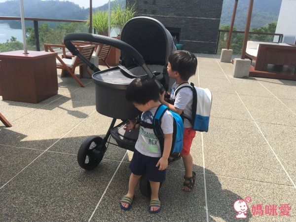 BABY MONSTERS 系列推車