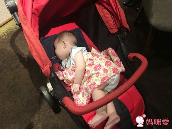 BABY MONSTERS 系列推車