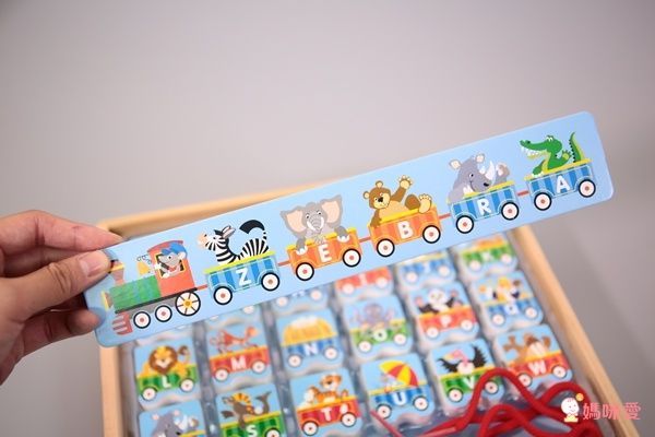 美國瑪莉莎 Melissa & Doug - MD 益智-穿繩字母火車