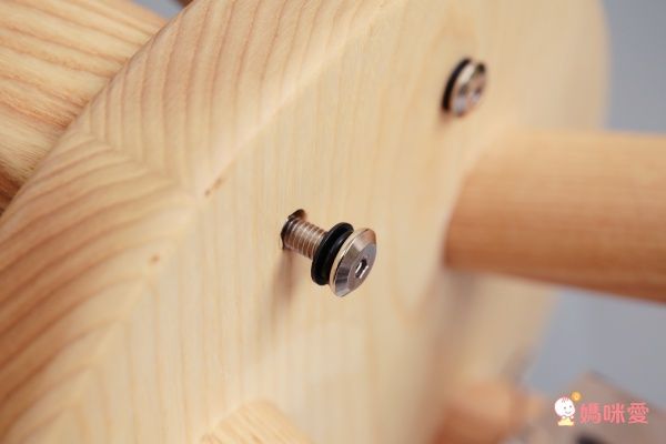 【日本 PUTIA 實木造型兒童椅】