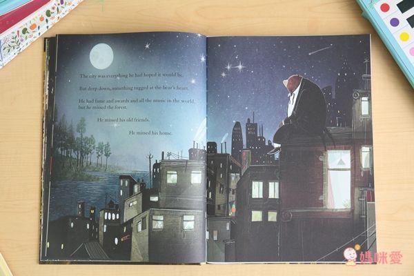 The Bear and the Piano Sound Book 森林裡的鋼琴師 (精裝壓壓有聲書)