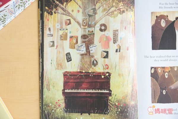 The Bear and the Piano Sound Book 森林裡的鋼琴師 (精裝壓壓有聲書)