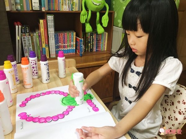 美國 Do A Dot Art - 點點畫冊-頑皮狗可愛貓-24頁