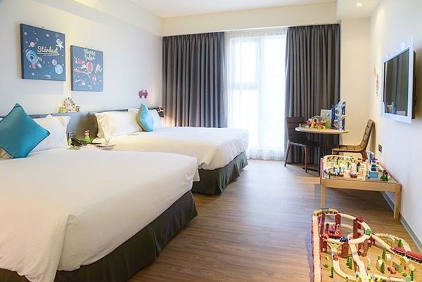 JustSleep 捷絲旅★高雄 站前館☛ 捷絲旅家庭房假日不加價!