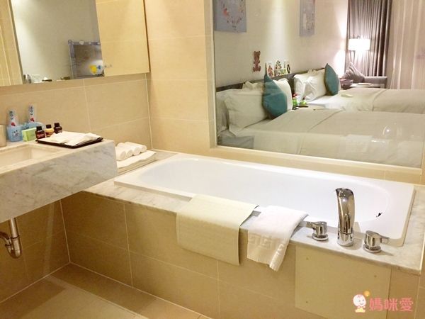 JustSleep 捷絲旅★高雄 站前館☛ 捷絲旅家庭房假日不加價!