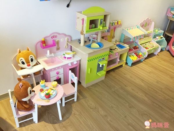 JustSleep 捷絲旅★高雄 站前館☛ 捷絲旅家庭房假日不加價!