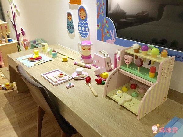 JustSleep 捷絲旅★高雄 站前館☛ 捷絲旅家庭房假日不加價!