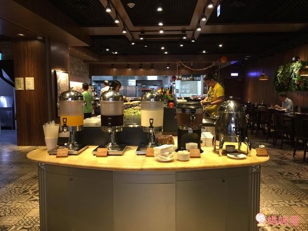 JustSleep 捷絲旅★高雄 站前館☛ 捷絲旅家庭房假日不加價!