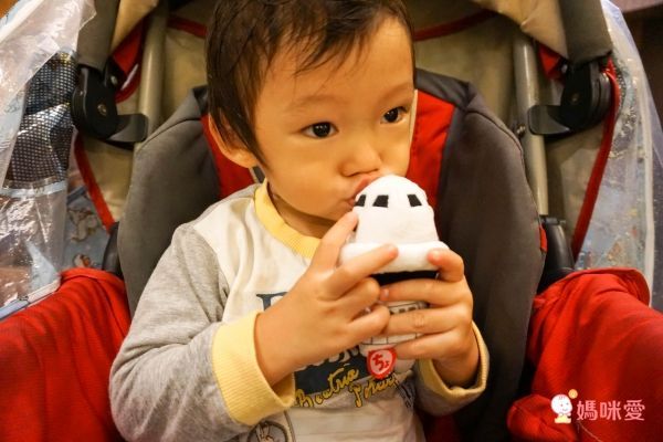 日本 TAKARA TOMY - 療癒系自拍坐姿娃娃-尋找威利