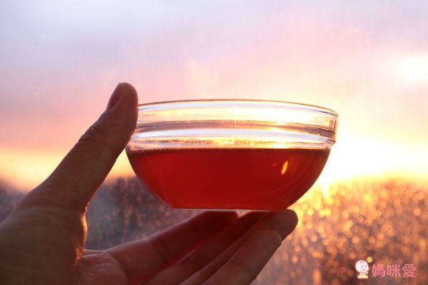 林秋香老師親研滴雞精❤媽咪愛獨家組，好禮雙重送！全團免運！