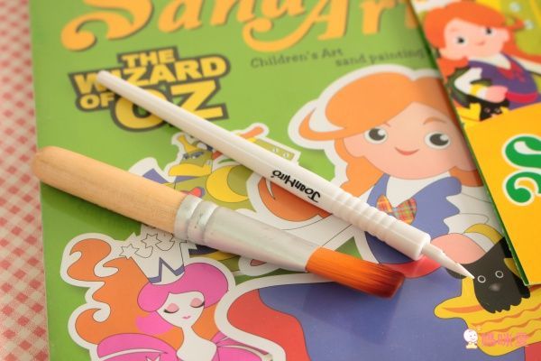 西班牙 JoanMiro - 綠野仙蹤主題沙畫