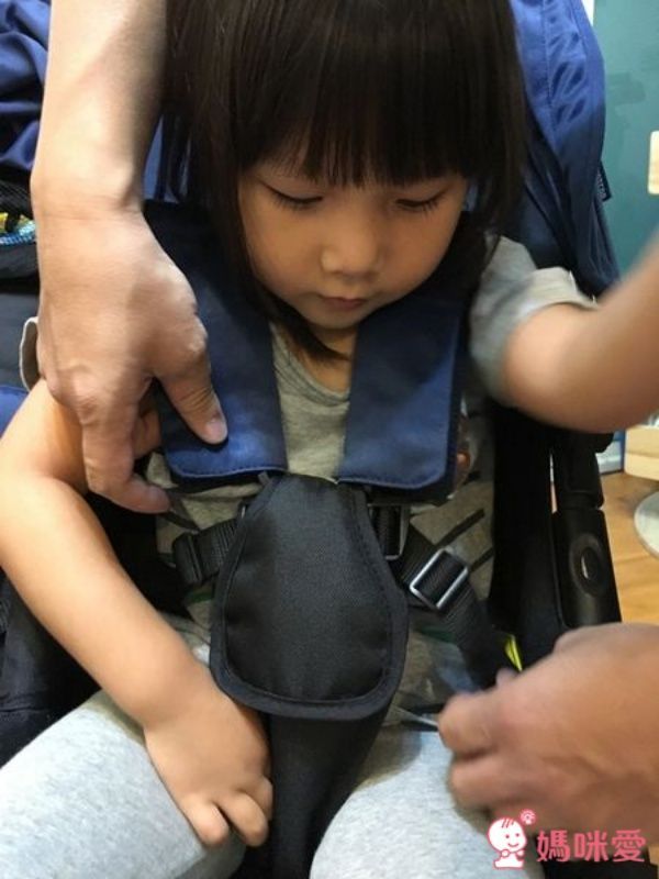  Baby Monsters 雙人推車