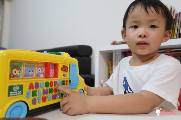 LeapFrog美國跳跳蛙 - 動物字母發音小巴士