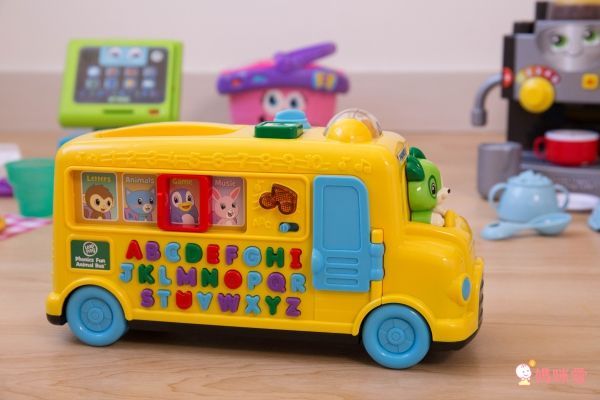 LeapFrog美國跳跳蛙 - 動物字母發音小巴士