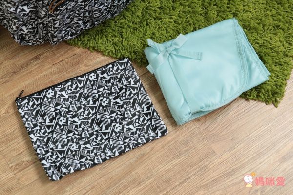 美國 Kalencom Chicago Backpack 時尚媽媽包 ✤ 寶貝雜物一包搞定!