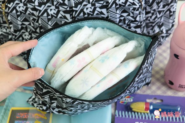 美國 Kalencom Chicago Backpack 時尚媽媽包 ✤ 寶貝雜物一包搞定！