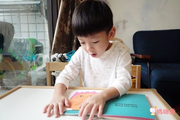 【Pop-Up立體童話】看故事學英文單字、顏色、數字、相反詞