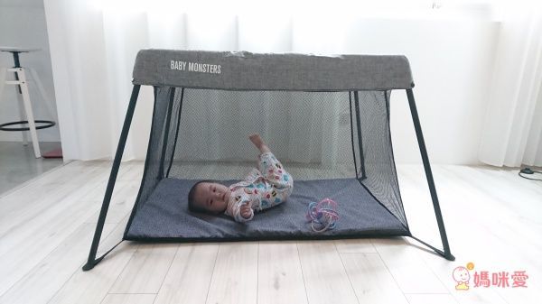 BABY MONSTERS Playpen 雙層遊戲床