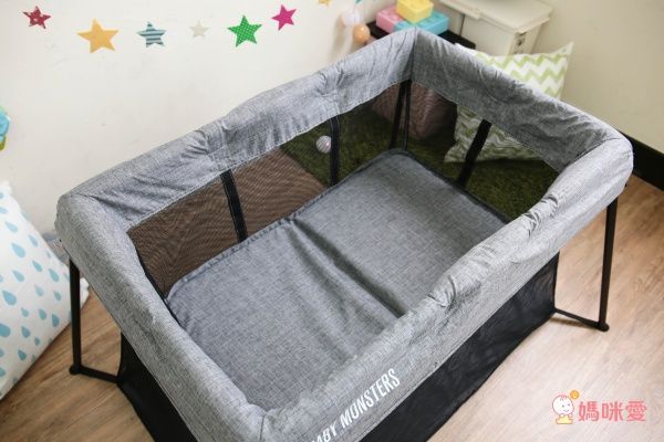 BABY MONSTERS Playpen 雙層遊戲床