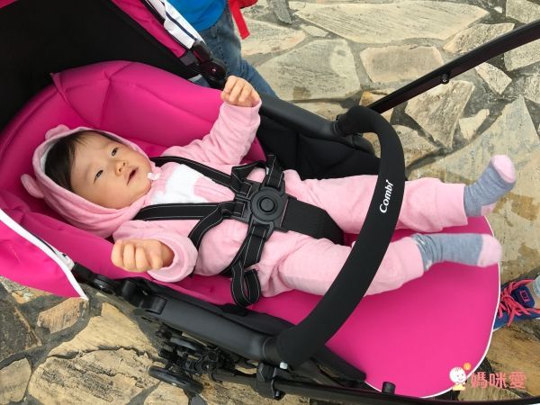 日本 Combi NEYO 嬰幼兒手推車