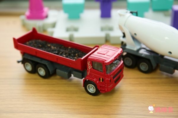 銅板價【擬真合金車】車車控寶千萬別錯過!