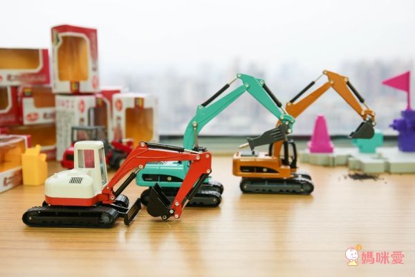 銅板價【擬真合金車】車車控寶千萬別錯過!