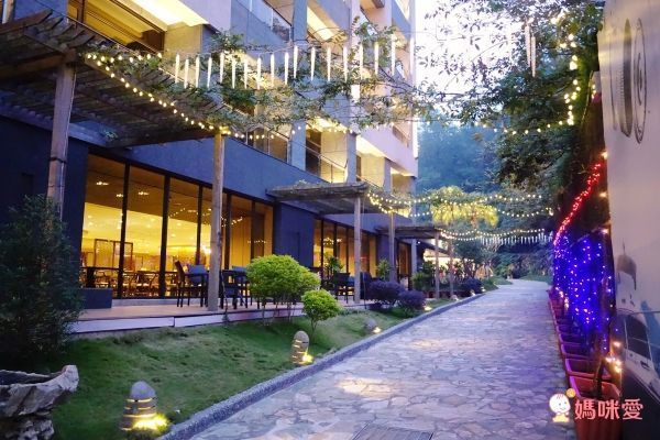 【日月潭馥麗溫泉大飯店】☆母親節限定45折優惠!