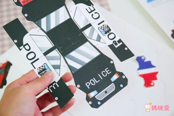 JoanMiro - 兒童3D紙模館-汽車主題