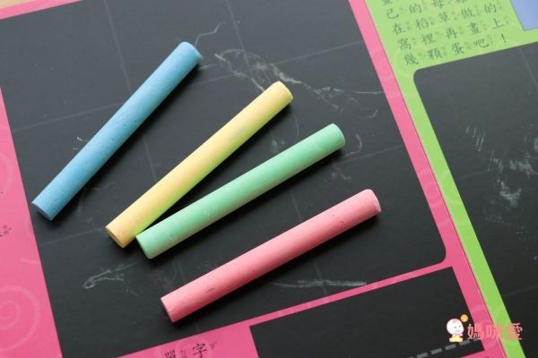 【字典書+粉筆書組合】-神奇數字123+神奇字母ABC+在黑板上畫農場吧+在黑板上畫恐龍吧