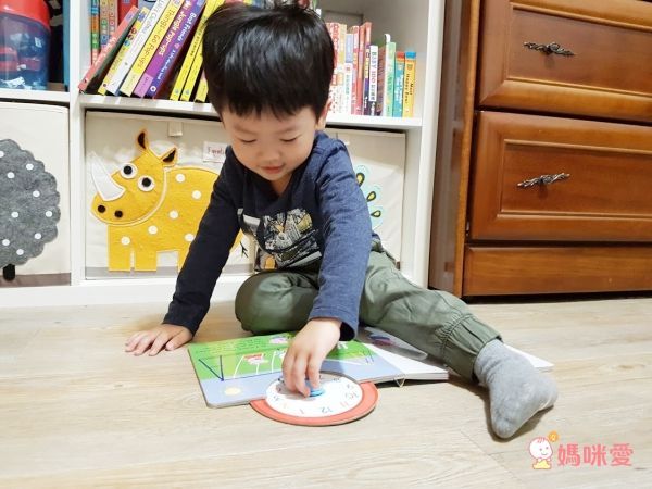 超人氣【佩佩豬Peppa Pig】英文操作書展~新書加入!