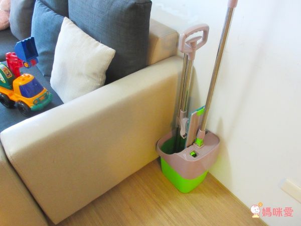 【維生樹嚴選】氣壓式三重洗刮免手洗平板拖把組