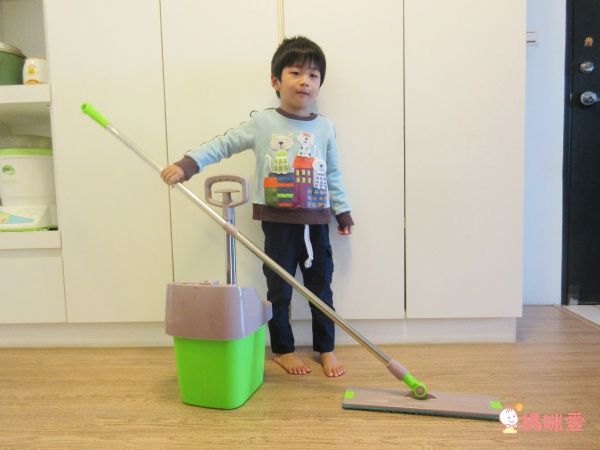 【維生樹嚴選】氣壓式三重洗刮免手洗平板拖把組