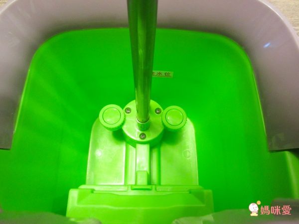 【維生樹嚴選】氣壓式三重洗刮免手洗平板拖把組