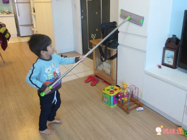 【維生樹嚴選】氣壓式三重洗刮免手洗平板拖把組