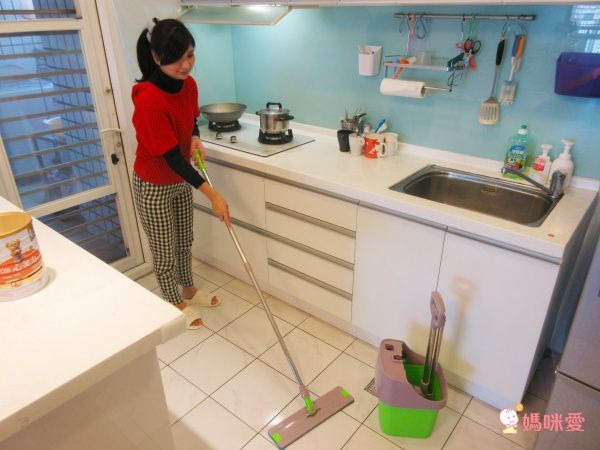 【維生樹嚴選】氣壓式三重洗刮免手洗平板拖把組