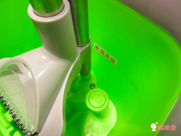 【維生樹嚴選】氣壓式三重洗刮免手洗平板拖把組