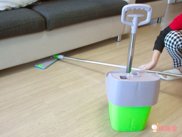 【維生樹嚴選】氣壓式三重洗刮免手洗平板拖把組