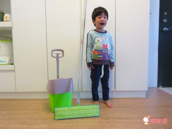 【維生樹嚴選】氣壓式三重洗刮免手洗平板拖把組