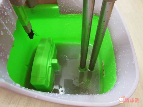 【維生樹嚴選】氣壓式三重洗刮免手洗平板拖把組