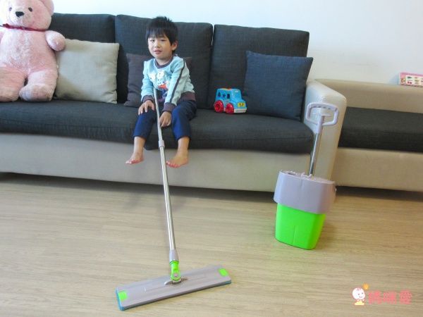 【維生樹嚴選】氣壓式三重洗刮免手洗平板拖把組