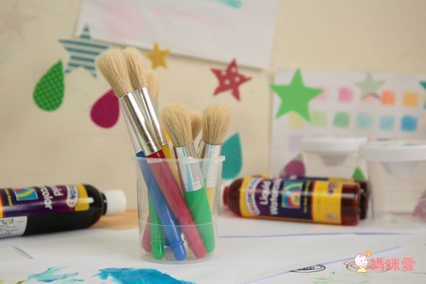 美國Colorations小童、中童易握筆刷