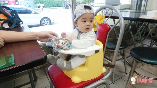 日本 Richell 利其爾 - 兩用型便利椅 / 雙向兩用椅