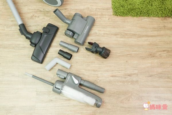  【瑞典 Electrolux 伊萊克斯】極靜音紙袋式吸塵器 -ZCS2000