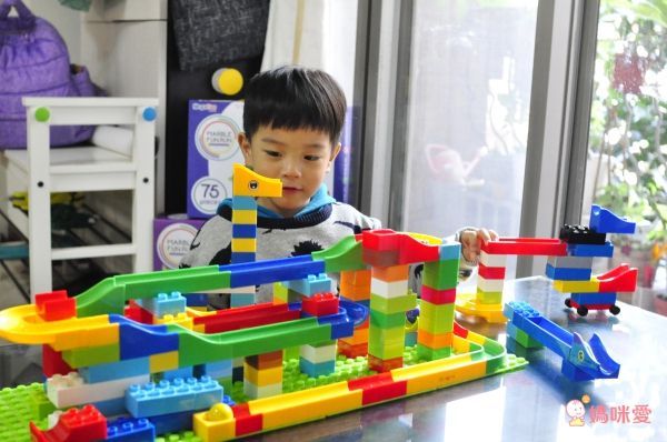 美國 MegaFun - 【售完不補】滾球軌道積木-125件組