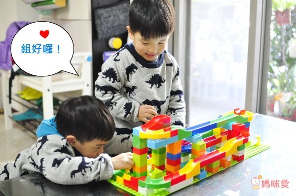 美國 MegaFun - 【售完不補】滾球軌道積木-125件組