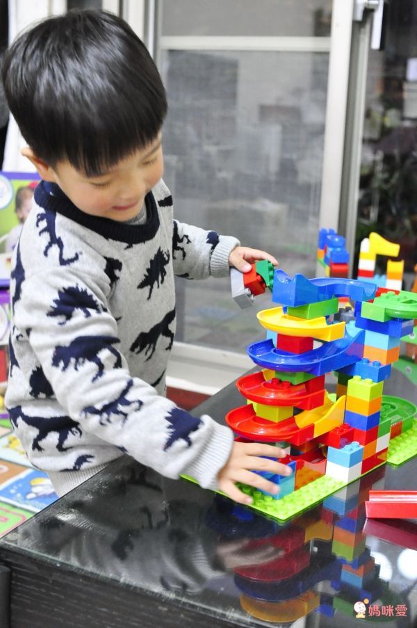 美國 MegaFun - 【售完不補】滾球軌道積木-125件組