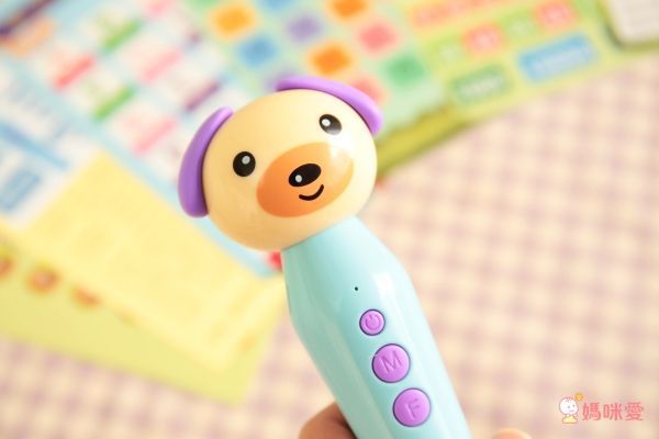 小牛津 - 【媽咪愛獨家優惠組】小牛津圖解ABC小百科點讀寶盒-加贈點讀小卡×4+送SKB12色粉蠟筆